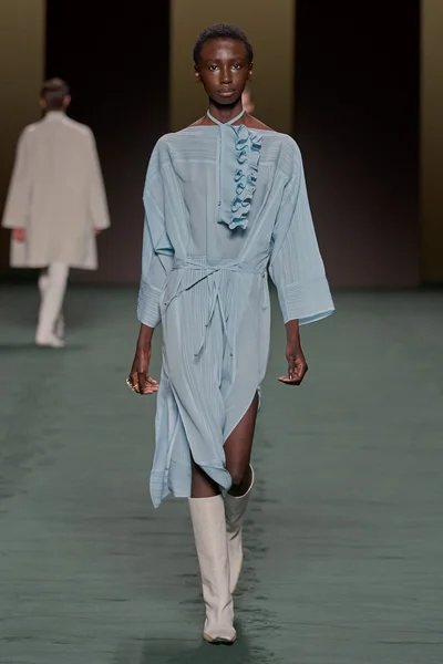 Look 31